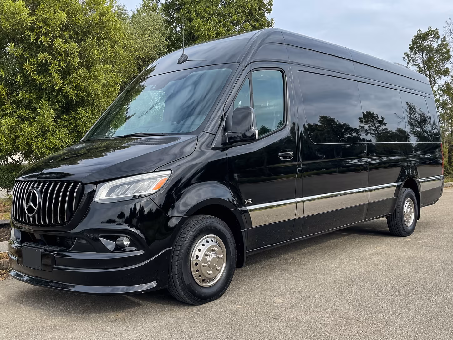 find the perfect transportation for your next wedding 2